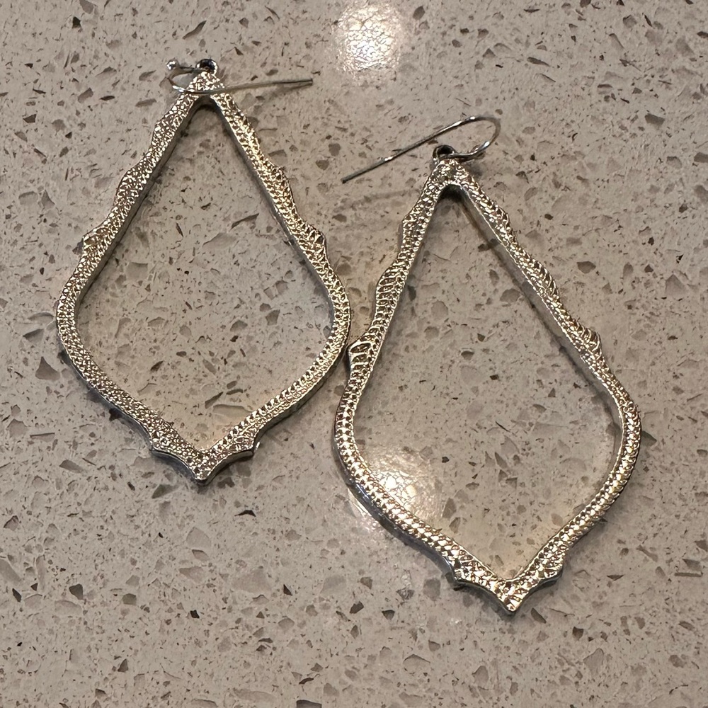 Kendra Scott Sophee earrings, light gold